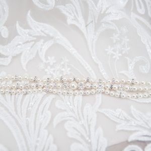 Pearl necklace and bracelet